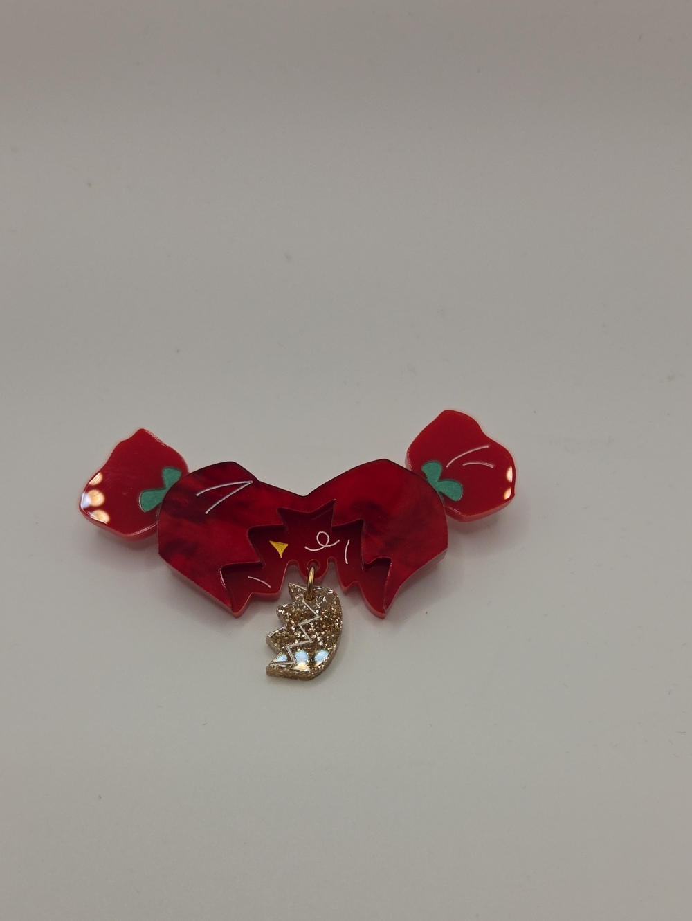 Lavidriola Christmas Cracker Brooch